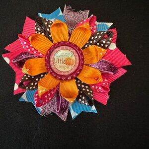 Bright & Colorful "Mommy's Little Pumpkin" 4 1/2" Loopy Twist / Spray Bow
